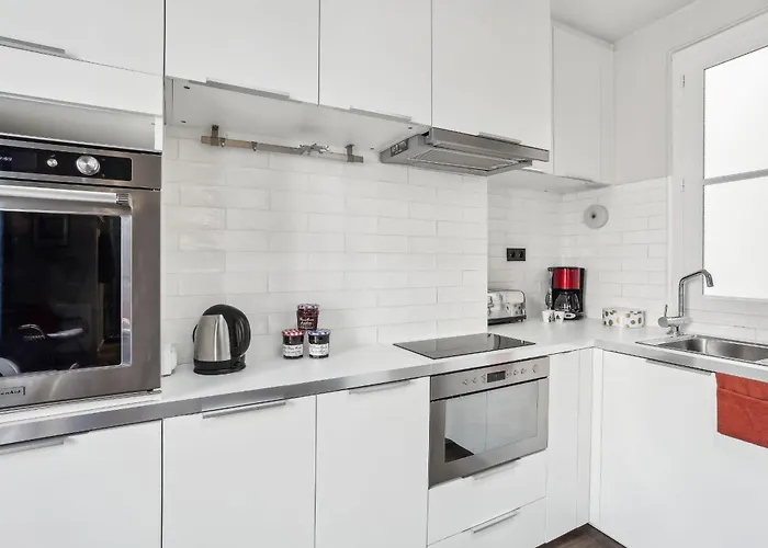 Bnbnova - Eiffel Tower & Champ De Mars - 1br Paris