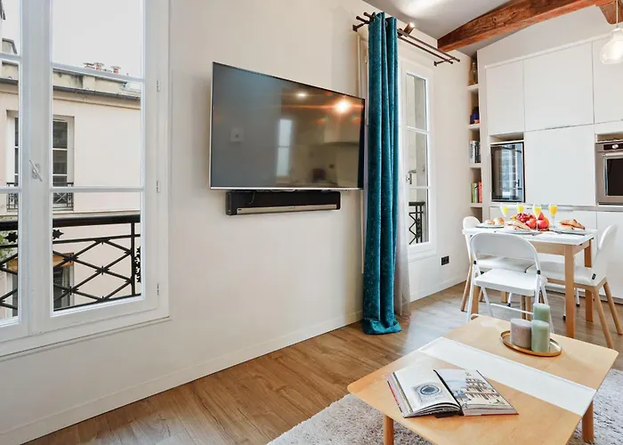 Bnbnova - Eiffel Tower & Champ De Mars - 1br Apartment